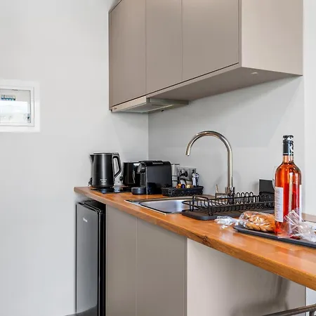 Blue Symphony Suites&apartments Appartement Nikiana