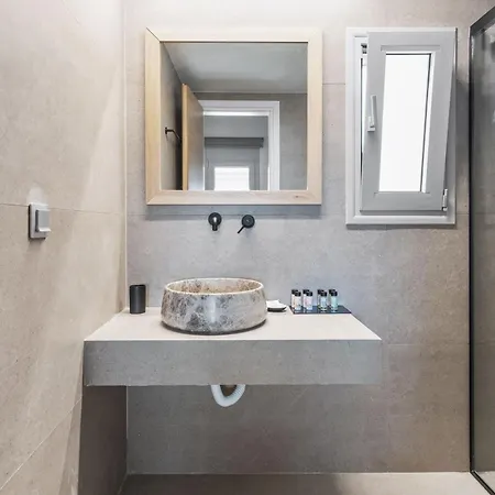 Blue Symphony And * ניקיאנה